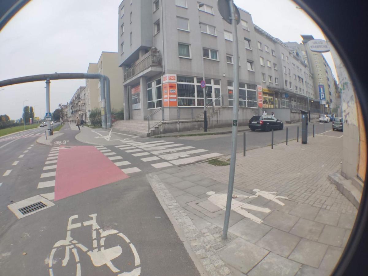 3030 Jana Spychalskiego 32 - Tanie Pokoje W Apartamencie - Samodzielne Zameldowanie - Self Check In Poznań Exteriör bild