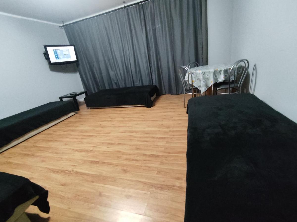 3030 Jana Spychalskiego 32 - Tanie Pokoje W Apartamencie - Samodzielne Zameldowanie - Self Check In Poznań Exteriör bild